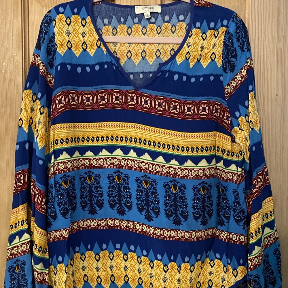Umgee Blue and Yellow Patterned Blouse